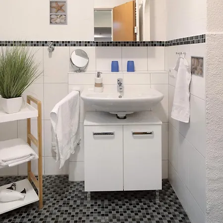 Ferienwohnung Umkirch דירה *